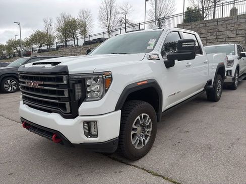 Used 2022 GMC Sierra 2500 AT4 image 3