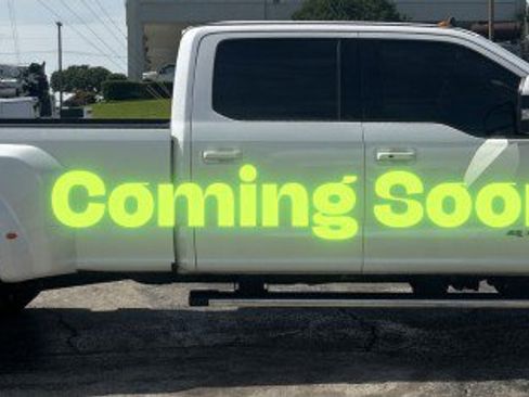 Used 2019 Ford F350 Lariat w/ Lariat Ultimate Package AWD/4WD image 5
