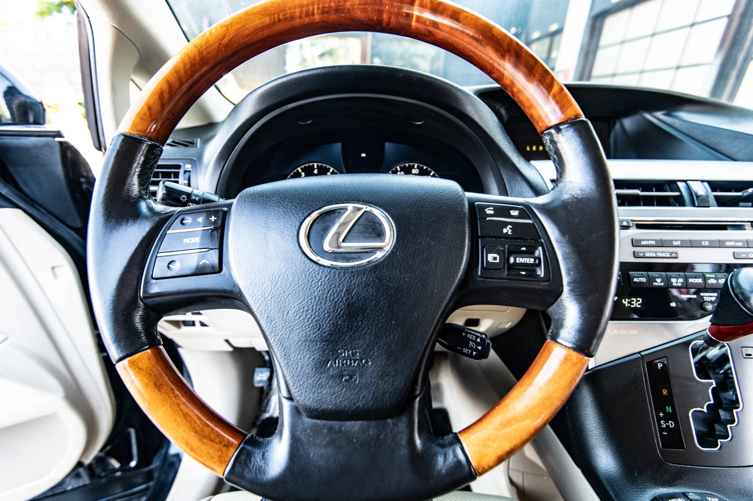 Used 2010 Lexus RX 350 AWD image 35