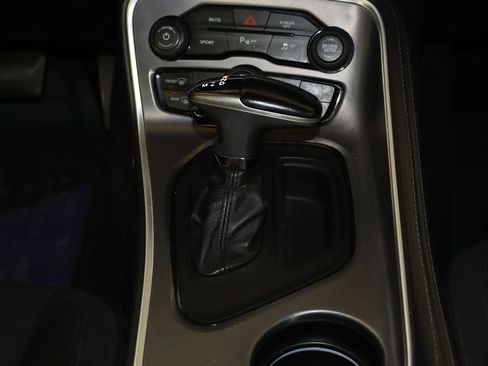 Used 2020 Dodge Challenger R/T RWD image 27