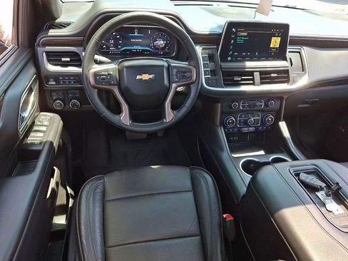 Used 2024 Chevrolet Tahoe High Country w/ Premium Package 2 AWD/4WD image 11