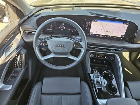 Used 2025 Audi Q5 Prestige image 5