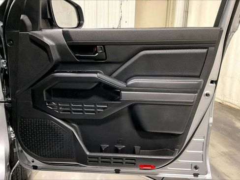 Certified 2024 Toyota Tacoma SR5 image 24