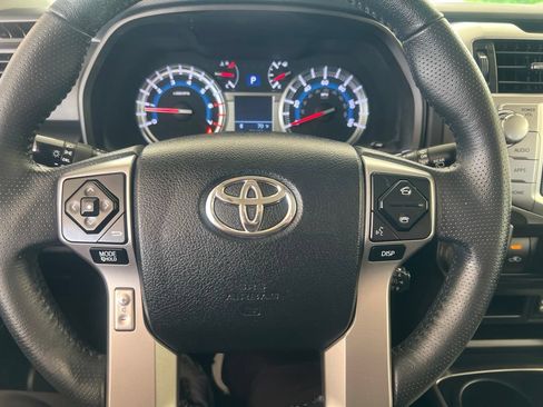 Used 2018 Toyota 4Runner SR5 Premium AWD/4WD image 53
