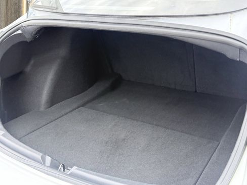 Used 2018 Tesla Model 3 Mid Range image 12