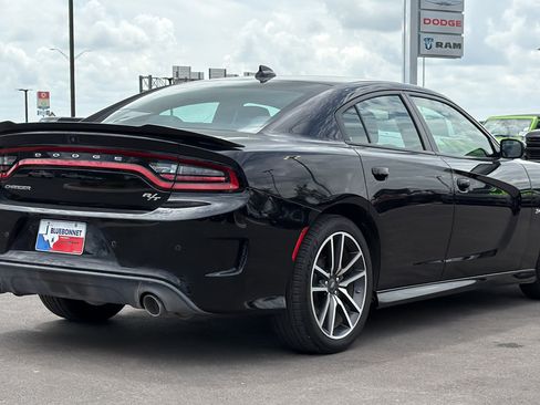 Used 2023 Dodge Charger R/T w/ Plus Group RWD image 6