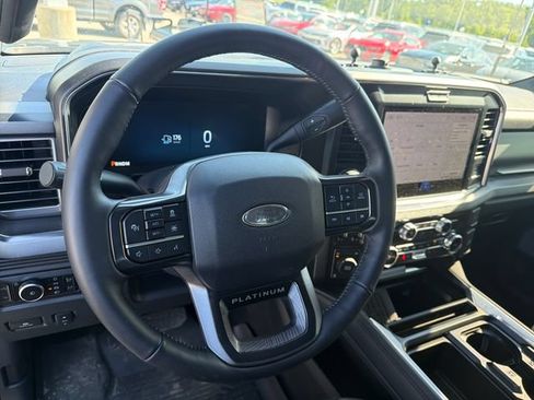 Used 2025 Ford F350 Platinum AWD/4WD image 13