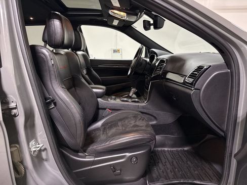 Used 2021 Jeep Grand Cherokee Trailhawk w/ Premium Lighting Group AWD/4WD image 23