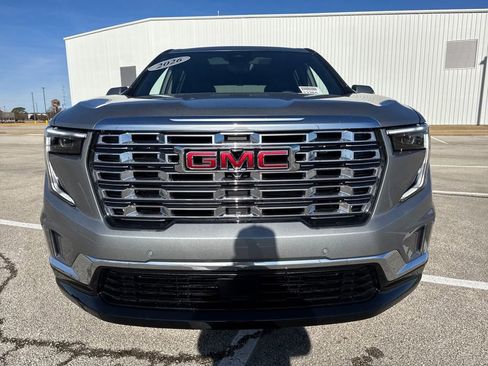 New 2026 GMC Acadia Denali w/ Super Cruise Package image 9