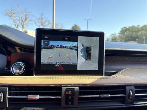 Used 2022 Lincoln Corsair Reserve w/ Equipment Group 201A image 23