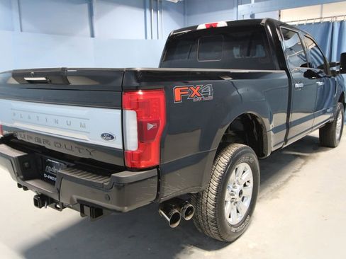Used 2017 Ford F250 Platinum w/ Platinum Ultimate Package image 35