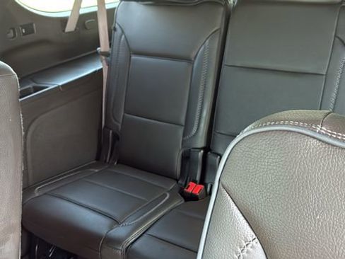 Used 2023 GMC Yukon XL Denali w/ LPO, Floor Liner Package image 30