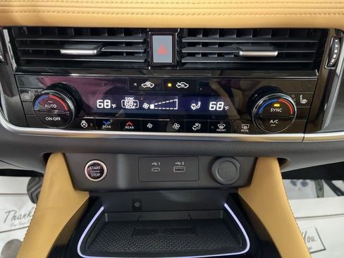 Used 2023 Nissan Rogue Platinum w/ Platinum Premium Package image 27