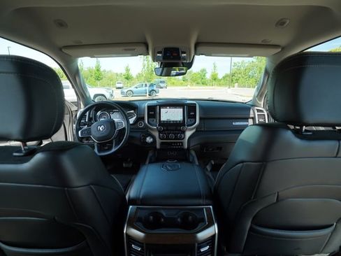 Used 2022 RAM 1500 Laramie AWD/4WD image 23