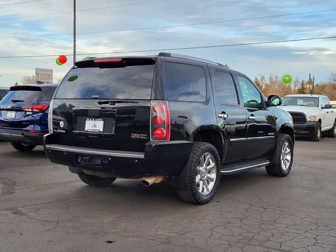 Used 2014 GMC Yukon Denali image 5