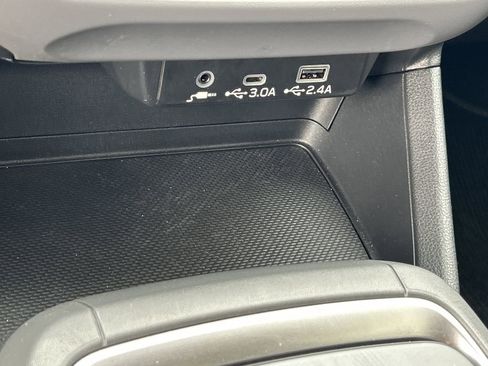 Certified 2025 Subaru Crosstrek 2.0i Premium image 25
