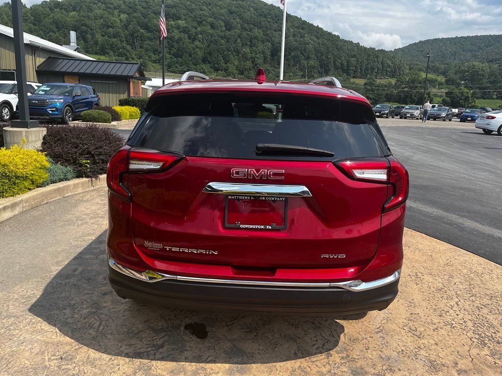 Used 2023 GMC Terrain SLT AWD/4WD image 6