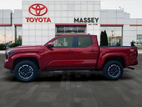 Used 2024 Toyota Tacoma TRD Sport AWD/4WD image 6