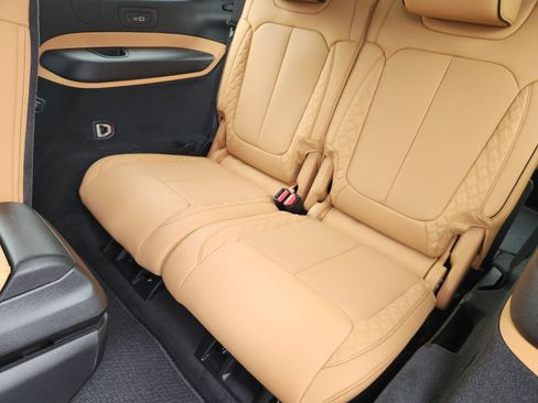 New 2026 Jeep Grand Cherokee L Summit AWD/4WD image 23