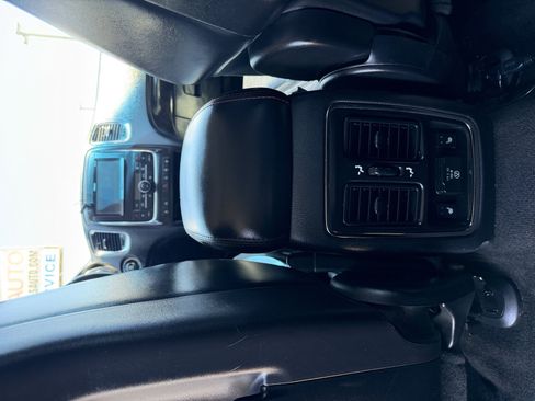 Used 2012 Dodge Durango R/T w/ Leather Interior Group AWD/4WD image 12