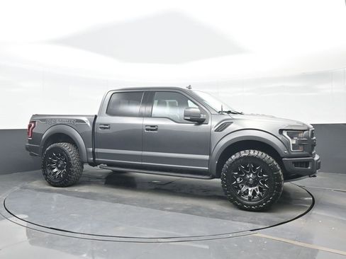Used 2019 Ford F150 Raptor w/ Equipment Group 802A Luxury image 8