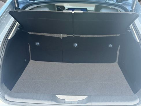 New 2026 Toyota Prius LE image 29