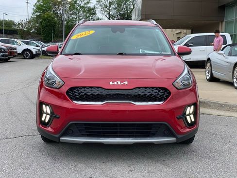 Used 2022 Kia Niro LXS image 2