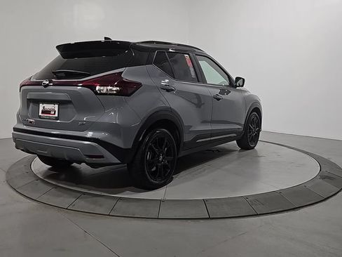 Used 2024 Nissan Kicks SR FWD image 5