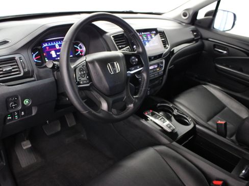 Used 2022 Honda Pilot Touring image 13