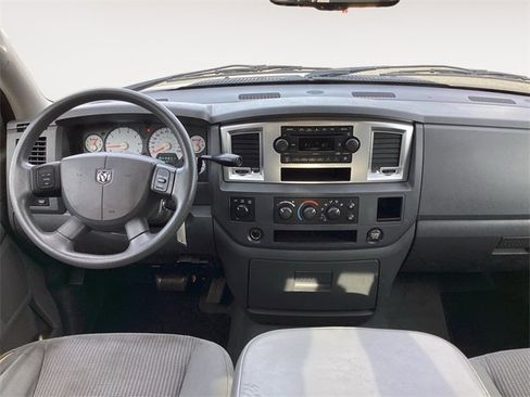 Used 2007 Dodge Ram 1500 Truck SLT image 10