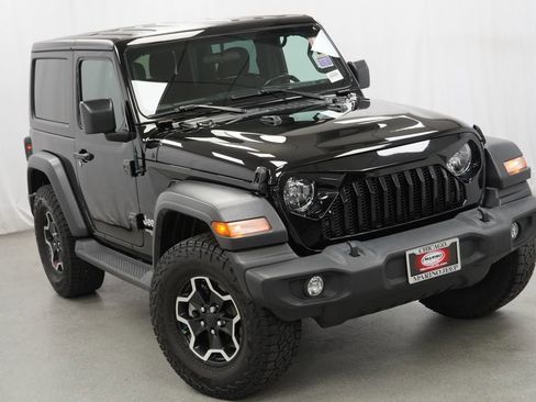 Used 2020 Jeep Wrangler Sport AWD/4WD image 9