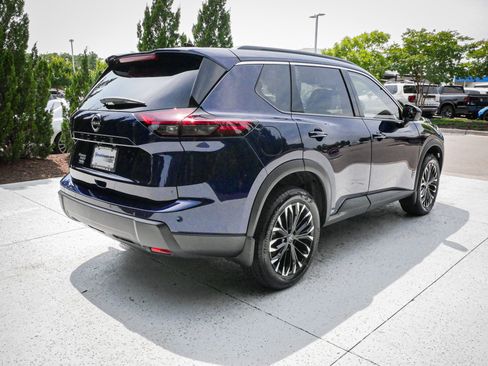 Used 2026 Nissan Rogue Dark Armor FWD image 10