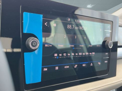 New 2026 Volkswagen Taos SE image 22