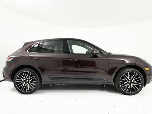 New 2026 Porsche Macan image 8