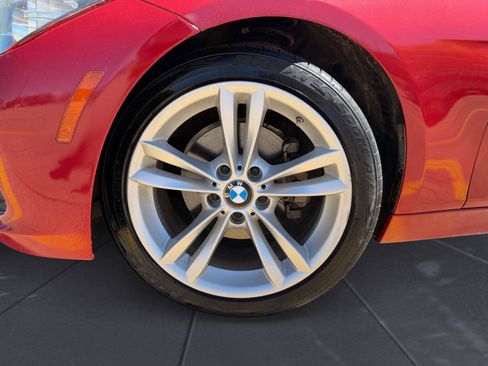 Used 2017 BMW 320i Sedan RWD image 14