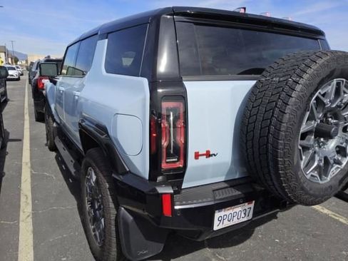 Used 2025 GMC Hummer EV 3X w/ LPO, Sport Package image 9