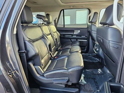 Certified 2025 Ford Expedition Max Platinum AWD/4WD image 16