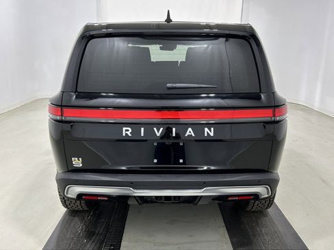 Used 2022 Rivian R1S Launch Edition image 4