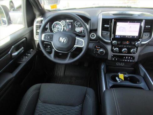 Used 2025 RAM 1500 Big Horn image 14