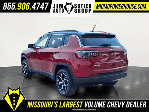 Used 2025 Jeep Compass Limited AWD/4WD image 6