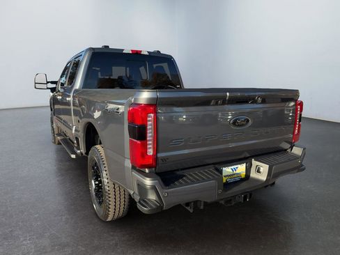New 2026 Ford F350 Lariat w/ Black Appearance Package image 10