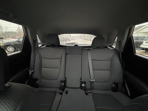 Used 2013 Kia Sorento LX image 29