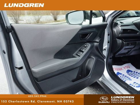 Used 2024 Subaru Crosstrek 2.0i Premium AWD/4WD image 11