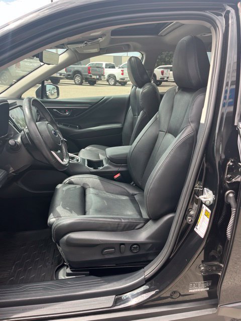 Used 2023 Subaru Outback Touring XT AWD/4WD image 27