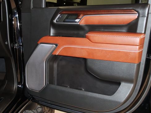 Used 2024 GMC Sierra 3500 Denali Ultimate image 75