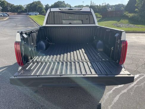 Used 2023 Toyota Tundra SR5 w/ SR5 Convenience Package AWD/4WD image 16