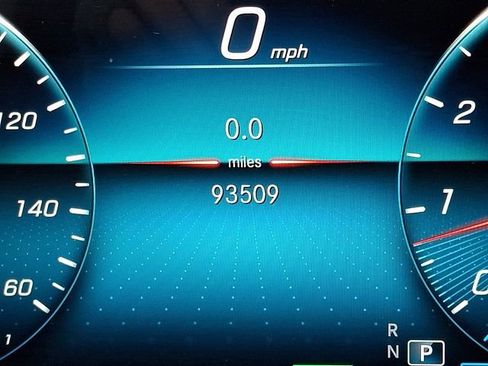 Used 2020 Mercedes-Benz GLS 450 4MATIC image 23