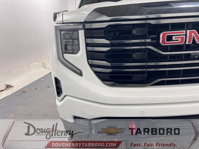 Used 2023 GMC Sierra 1500 AT4 w/ Technology Package AWD/4WD image 9