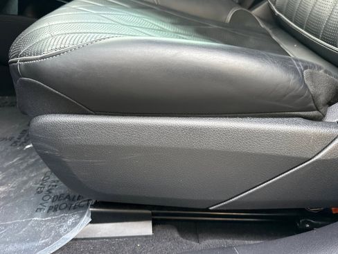 Used 2023 Mercedes-Benz EQS 580 4MATIC Sedan image 15