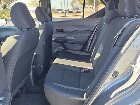 Used 2020 Nissan Kicks SV image 6